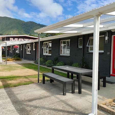 بِكتون Aaa Marlin Motel المظهر الخارجي الصورة