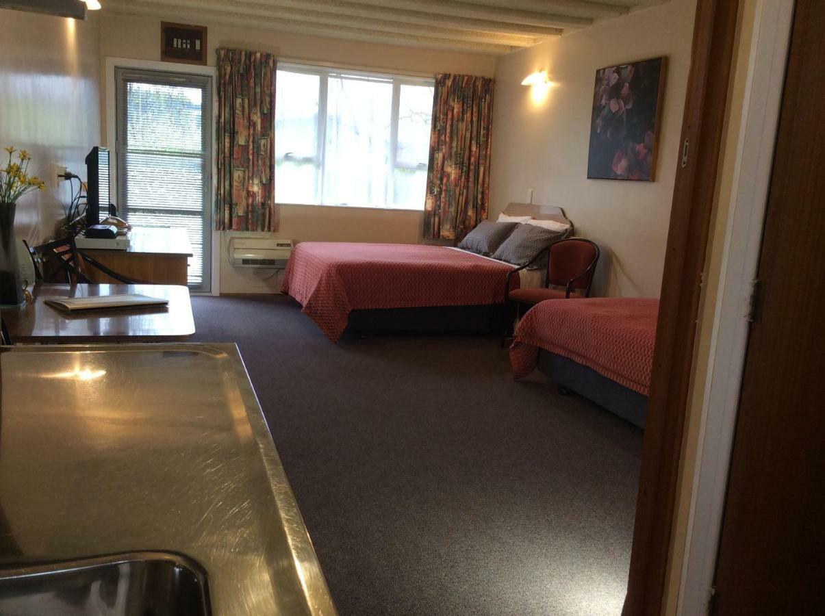 بِكتون Aaa Marlin Motel المظهر الخارجي الصورة