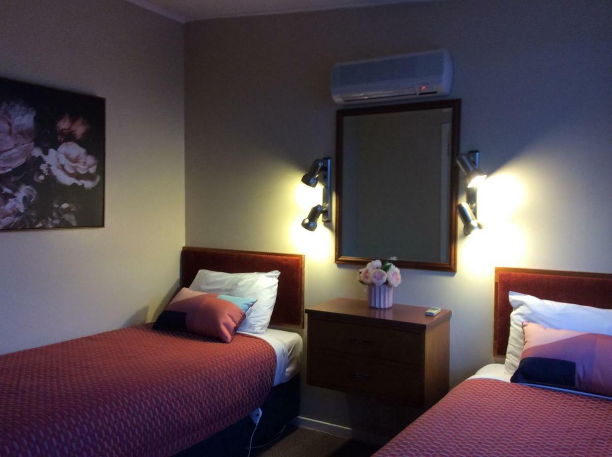 بِكتون Aaa Marlin Motel المظهر الخارجي الصورة