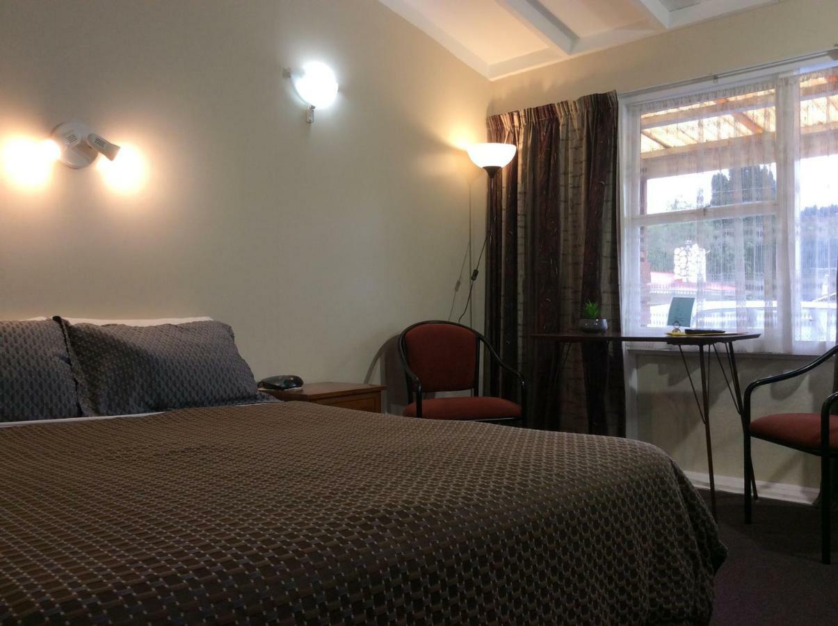 بِكتون Aaa Marlin Motel المظهر الخارجي الصورة